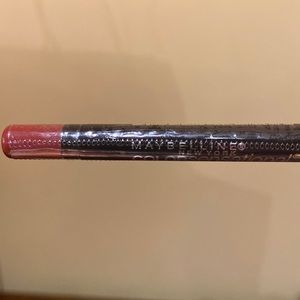 ⭐️Maybelline lip liner